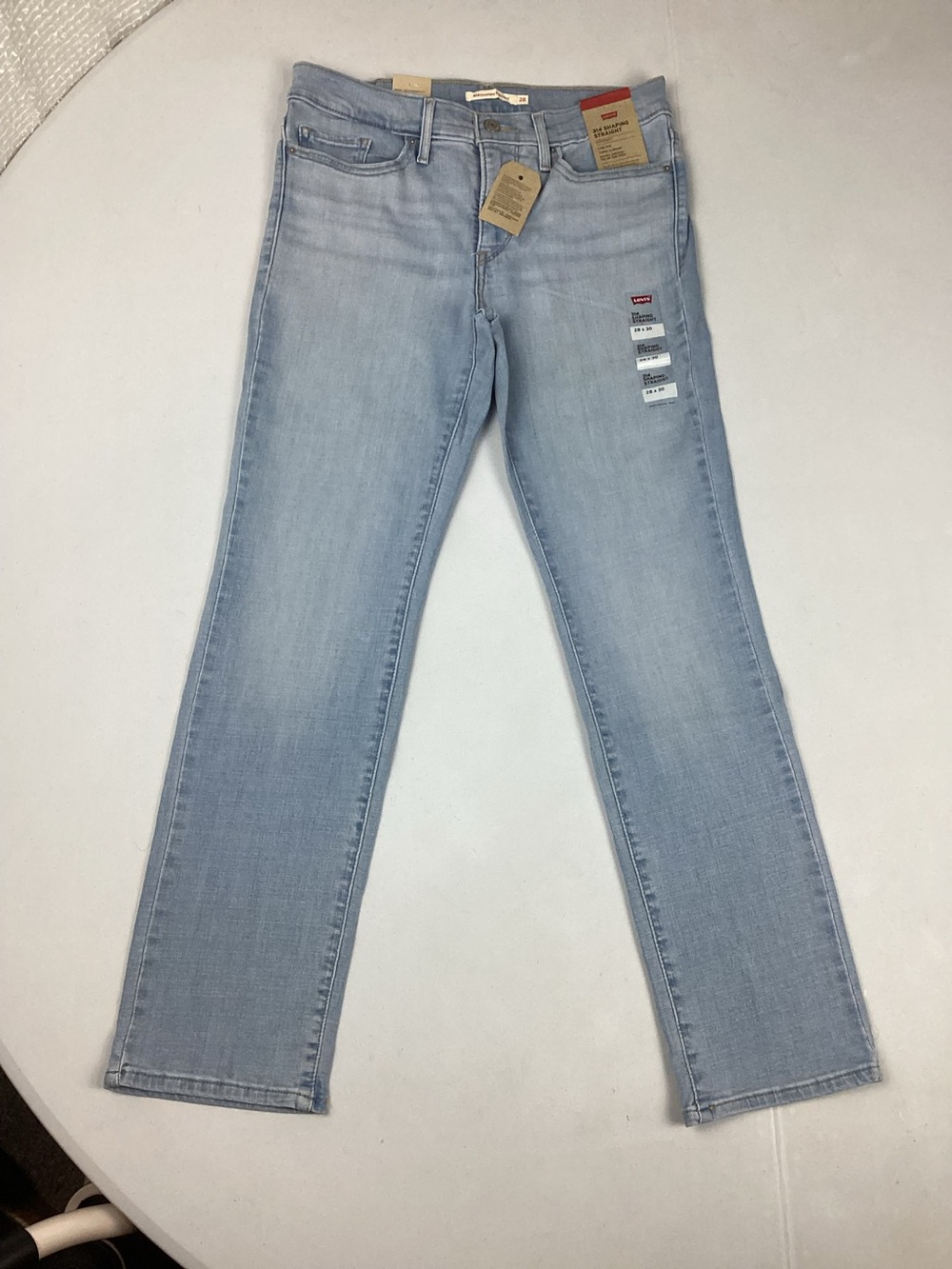 Levi’s 314 Shaping Straight Jeans 28 X 30 Light Wash NEW! Measures 30 X 29.5
